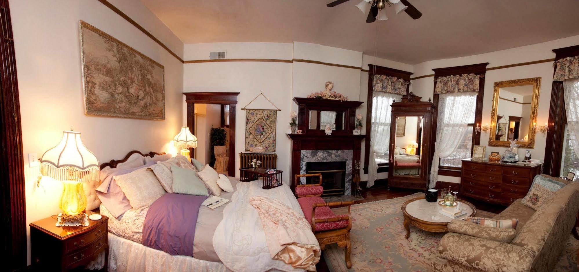 Beall Mansion An Elegant Bed & Breakfast Inn Alton Exteriér fotografie